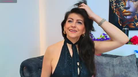 Aliie  online show from 12, 9, 2025