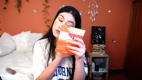 Allie  online show from 17, 11, 2025