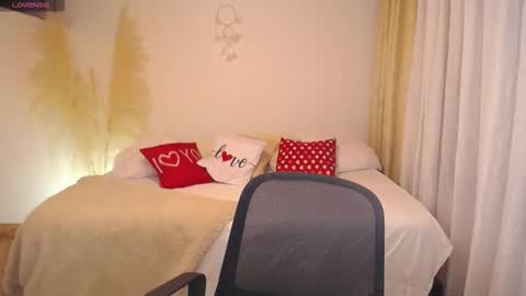 Allie  online show from 5, 3, 2026