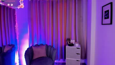 Snapshot of allison_alahia chatting on 26, 1, 2025 Allison online show from 26, 1, 2025