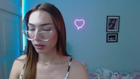 Snapshot of allisonblossom chatting on 26, 1, 2025   online show from 26, 1, 2025