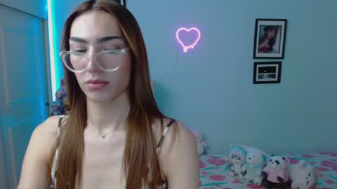 Snapshot of allisonblossom chatting on 26, 1, 2025   online show from 26, 1, 2025