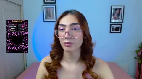 Snapshot of allisonblossom chatting on 30, 9, 2025   online show from 30, 9, 2025