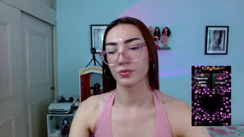 Snapshot of allisonblossom chatting on 19, 5, 2026 online show from 19, 5, 2026