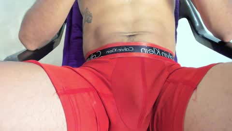 Snapshot of allisonjustingb chatting on 12, 1, 2025 AllisonJustin online show from 12, 1, 2025