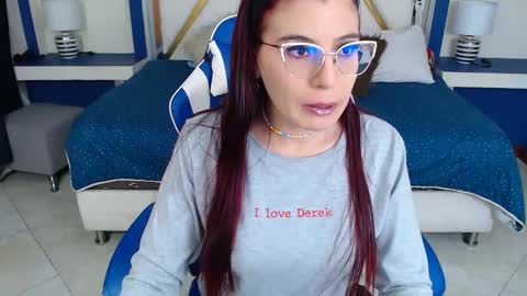 Snapshot of allisonlove_88 chatting on 8, 1, 2025 ALLISON online show from 8, 1, 2025