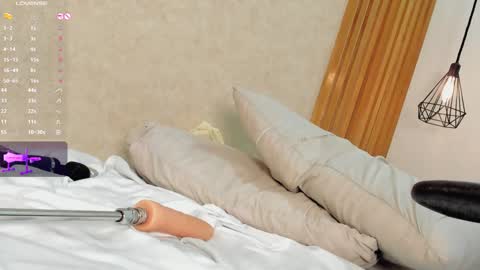 Alli  online show from 8, 1, 2025