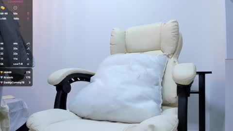 Alli  online show from 15, 2, 2025