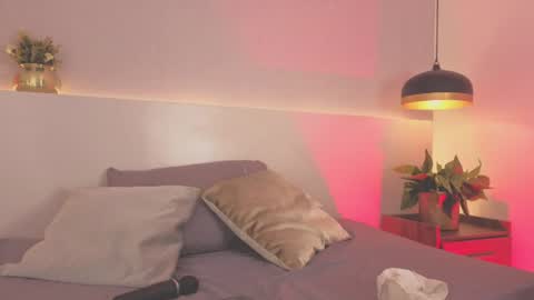 Snapshot of allisonroberts_ chatting on 26, 6, 2026 Alli online show from 26, 6, 2026