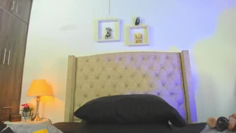 Snapshot of allisson_m chatting on 11, 2, 2025 allisson online show from 11, 2, 2025
