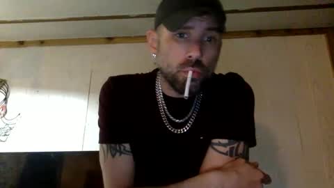 Snapshot of allitrunnin chatting on 5, 10, 2025 allitrunnin online show from 5, 10, 2025