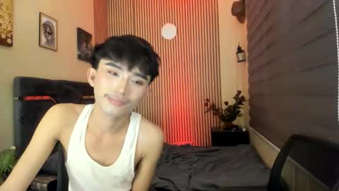 Snapshot of alluring_alpha chatting on 26, 10, 2025 kim and josh online show from 26, 10, 2025