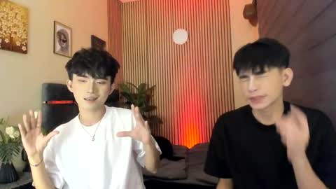 Snapshot of alluring_alpha chatting on 11, 11, 2025 kim and josh online show from 11, 11, 2025