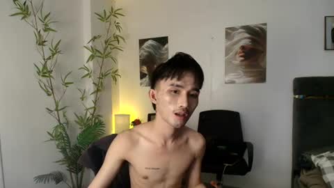 Snapshot of alluring_alpha chatting on 25, 6, 2026 kim and josh online show from 25, 6, 2026
