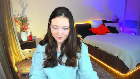 alluringeyess online show from 6, 11, 2025