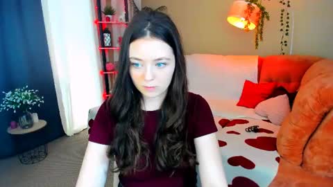 alluringeyess online show from 8, 7, 2026