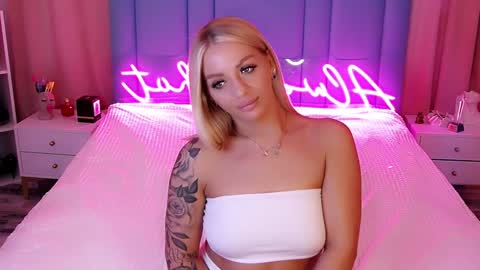 AlwaysHot online show from 5, 12, 2024