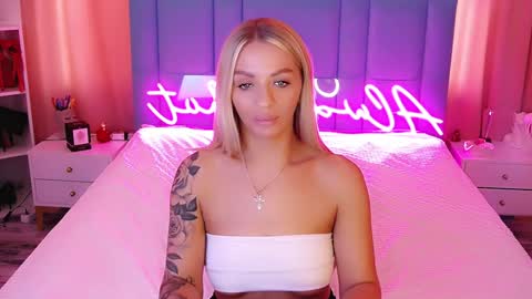 AlwaysHot online show from 7, 1, 2025