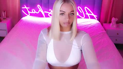 AlwaysHot online show from 23, 9, 2025