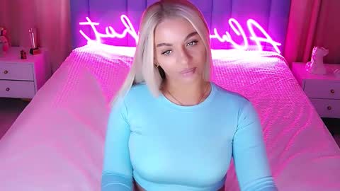 AlwaysHot online show from 20, 10, 2025