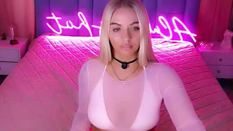 AlwaysHot online show from 16, 3, 2026