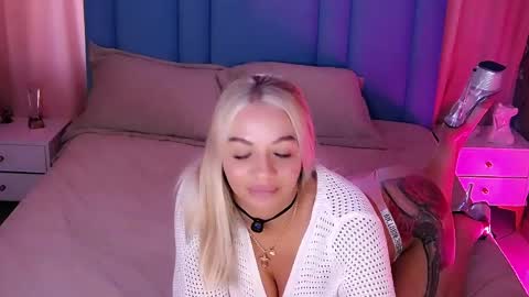 Snapshot of allwayshottt chatting on 30, 4, 2026 AlwaysHot online show from 30, 4, 2026
