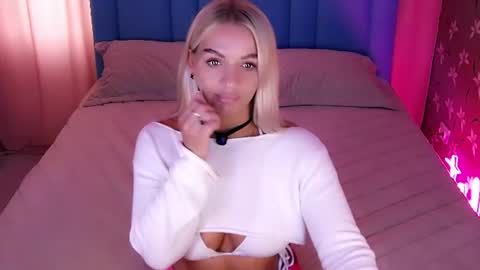 Snapshot of allwayshottt chatting on 7, 7, 2026 AlwaysHot online show from 7, 7, 2026