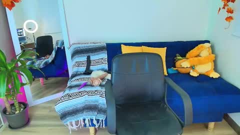 Snapshot of ally_riso chatting on 26, 9, 2025 Ally help me reach 100 satisfaid online show from 26, 9, 2025
