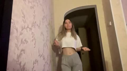 Snapshot of allynmckinnell chatting on 11, 2, 2026 Trisha online show from 11, 2, 2026