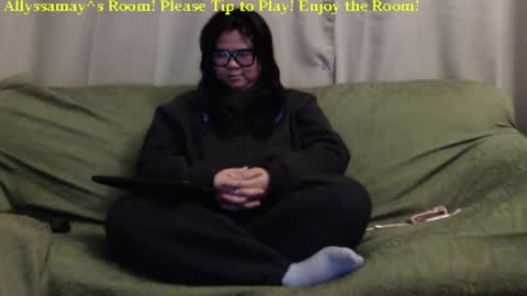 Allyssamay online show from 15, 1, 2025