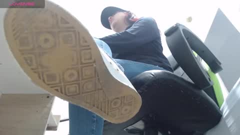 ALMA FENIX  online show from 4, 3, 2025