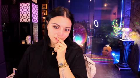 Alma online show from 17, 12, 2024