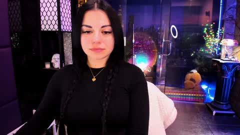 Alma online show from 23, 12, 2024