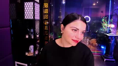 Snapshot of alma_pearl chatting on 16, 7, 2026 Alma online show from 16, 7, 2026