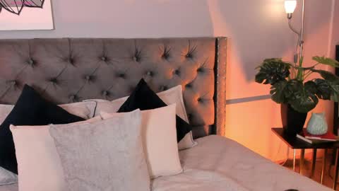 Mia online show from 27, 3, 2026