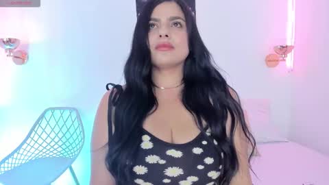 Snapshot of almamarvik chatting on 12, 11, 2025 alma marvik online show from 12, 11, 2025