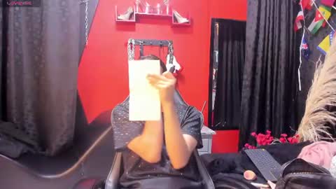 Snapshot of almazz_ chatting on 4, 7, 2026 Santy online show from 4, 7, 2026