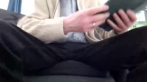 LickingUallover online show from 2, 4, 2026