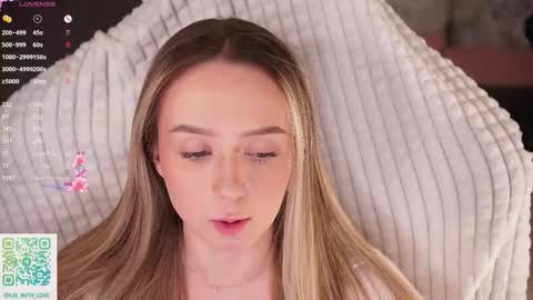 Snapshot of alodiaacomb chatting on 3, 2, 2026 Lia online show from 3, 2, 2026