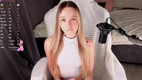 Snapshot of alodiaacomb chatting on 20, 2, 2026 Lia online show from 20, 2, 2026