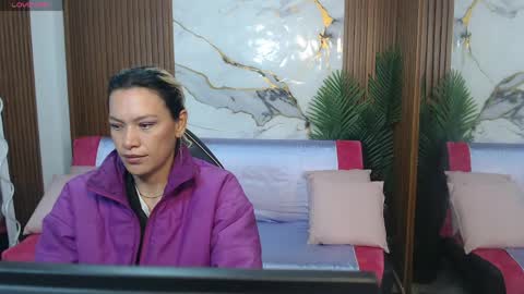 Snapshot of alonddra_tay chatting on 12, 5, 2026 alonddra_tay online show from 12, 5, 2026