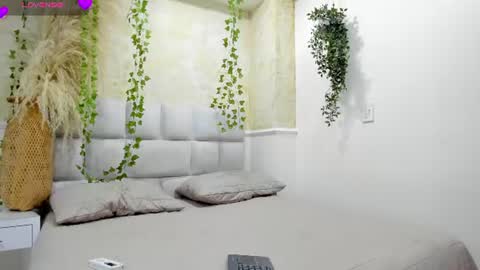 ALONDRA CUTE online show from 5, 7, 2026