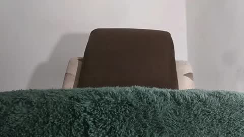 Snapshot of alotofcream chatting on 27, 9, 2025 alotofcream4u online show from 27, 9, 2025