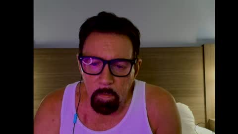 Snapshot of alphablue_wolf1295 chatting on 3, 8, 2026 alphablue_wolf1295 online show from 3, 8, 2026