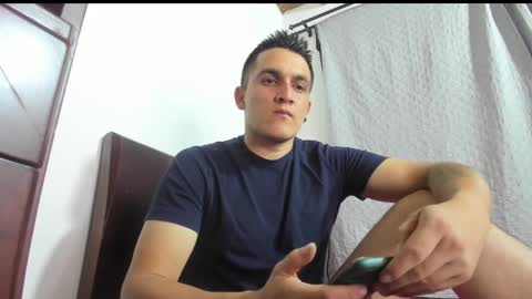 Snapshot of alphadesire69 chatting on 16, 9, 2025 AlphaDesire69 online show from 16, 9, 2025