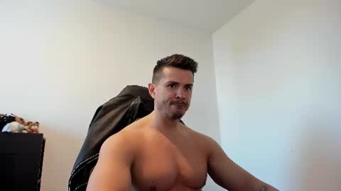 Snapshot of alphagodleatherking92 chatting on 28, 7, 2026 LeatherMaster online show from 28, 7, 2026