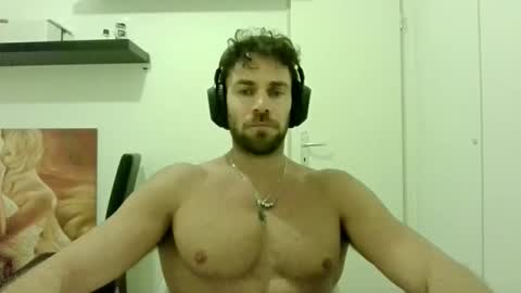 alphah_hunk online show from 20, 9, 2025