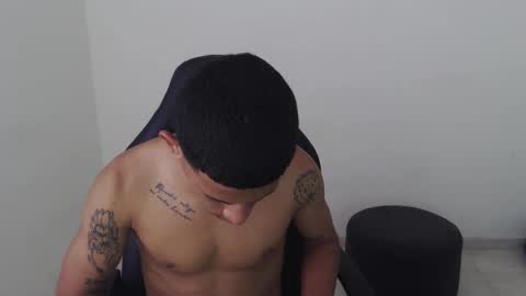 alphas_latins online show from 13, 4, 2026