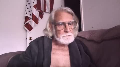 AlphaUniform online show from 26, 6, 2026