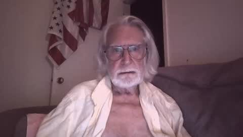 AlphaUniform online show from 1, 8, 2026